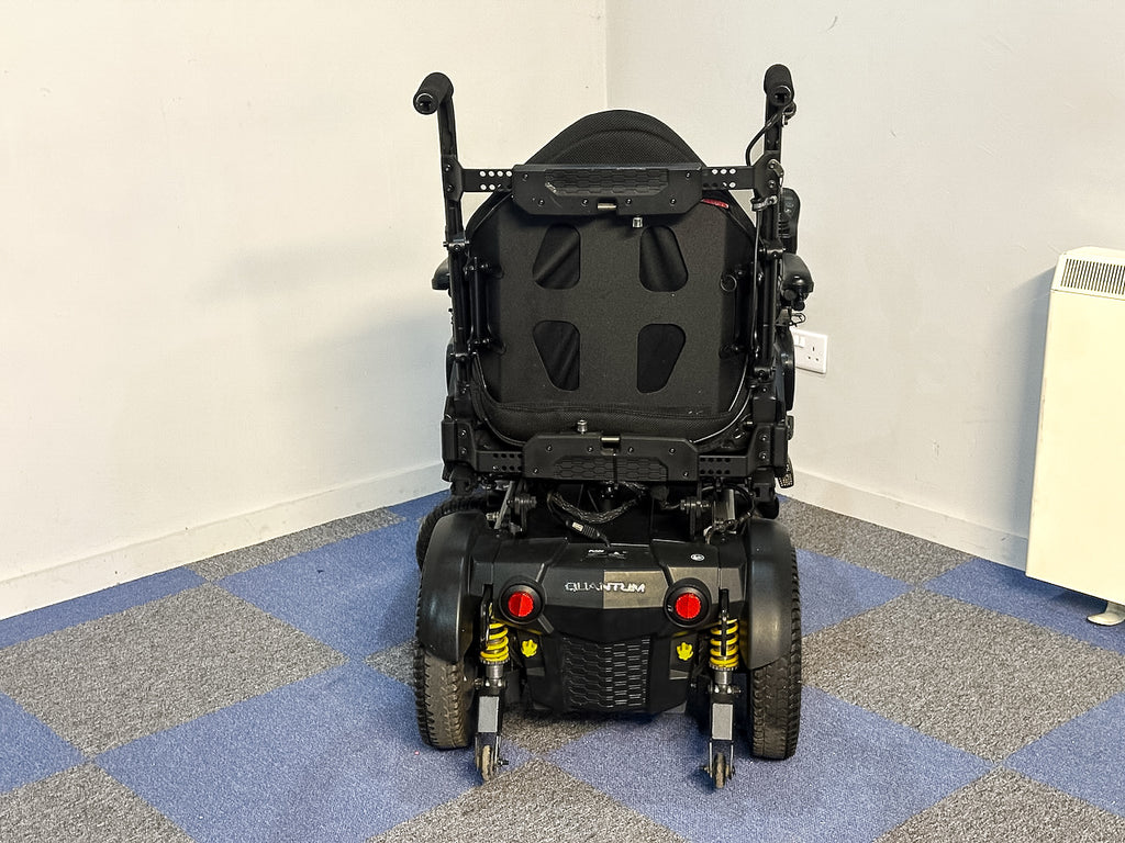 Quantum Aspen Used Powerchair Power Tilt RWD Silver Pride