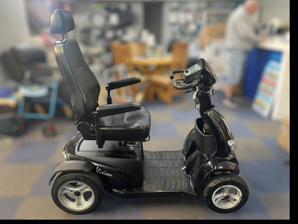 Rascal Vision Mobility Scooter – 8mph Road Legal Scooter