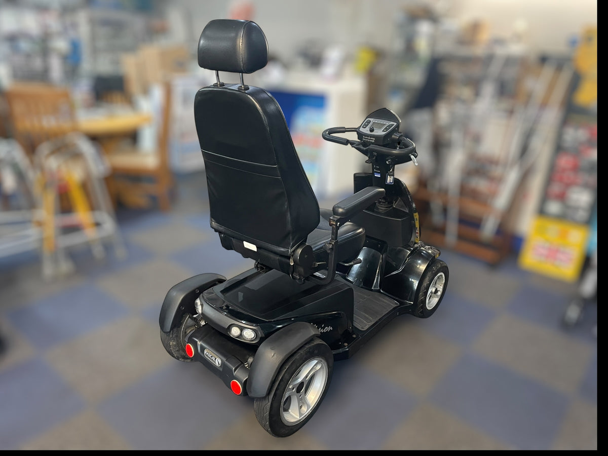 Rascal Vision Mobility Scooter – 8mph Road Legal Scooter