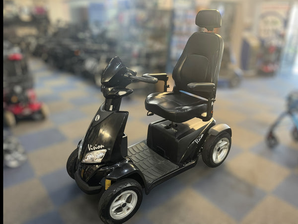 Rascal Vision Mobility Scooter – 8mph Road Legal Scooter