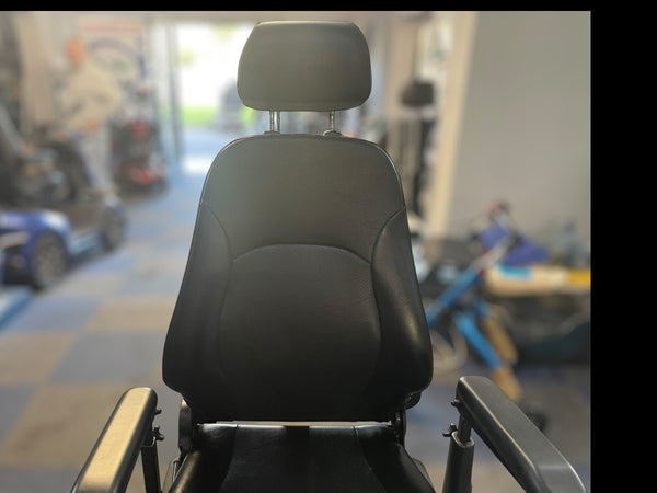 Rascal Vision Mobility Scooter – 8mph Road Legal Scooter