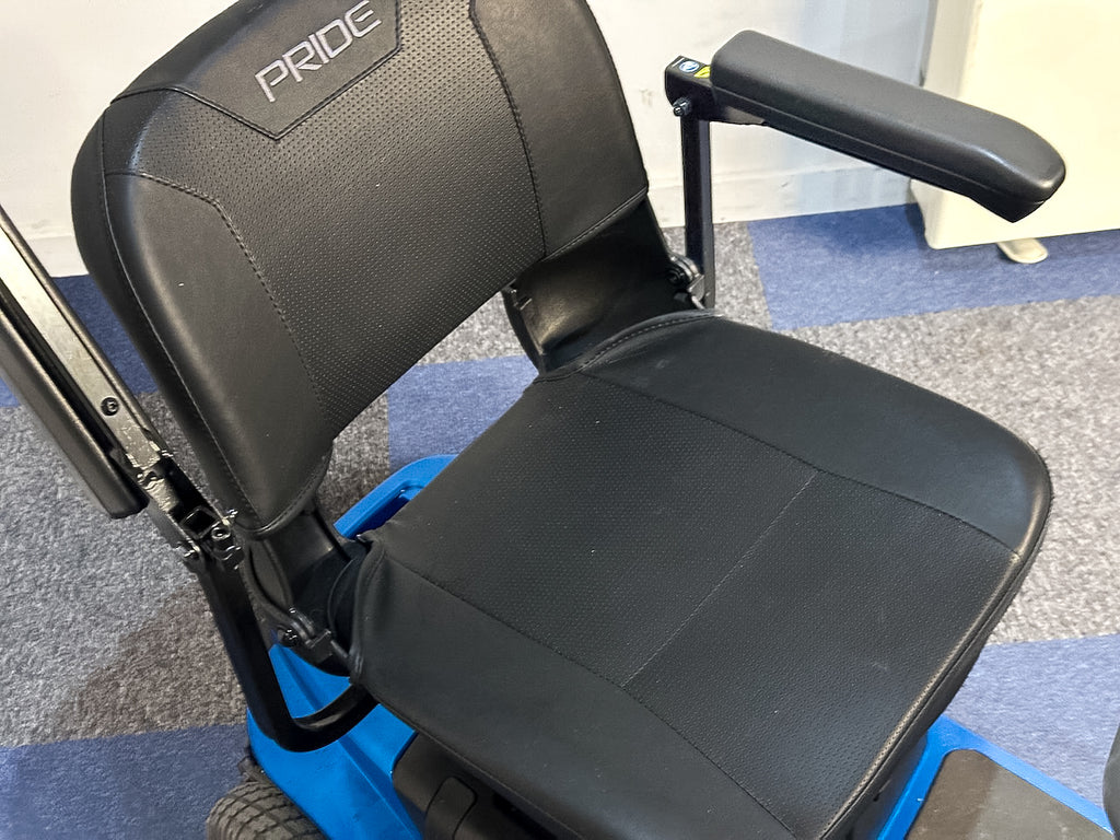 Pride Revo 2.0 4mph Mobility Scooter Transportable Boot Suspension Blue Immaculate