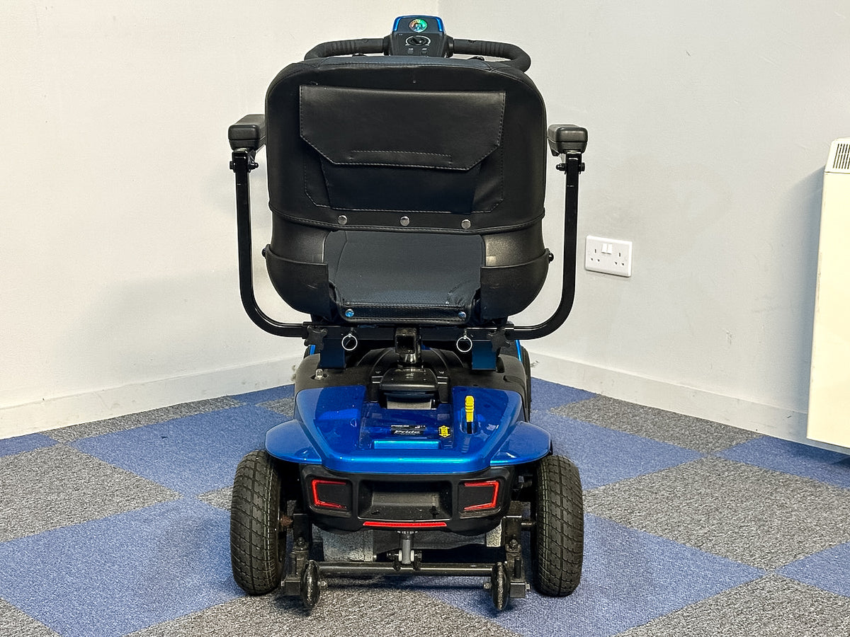 Pride Revo 2.0 4mph Mobility Scooter Transportable Boot Suspension Blue Immaculate