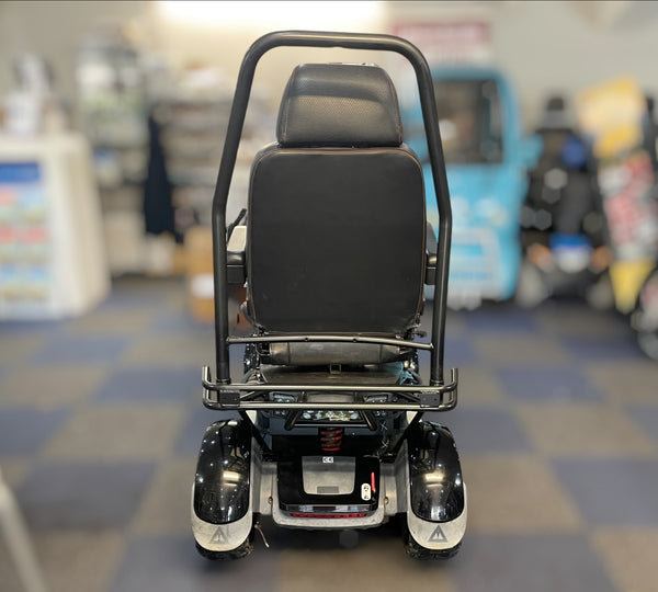 Vita X 8 MPH scooter