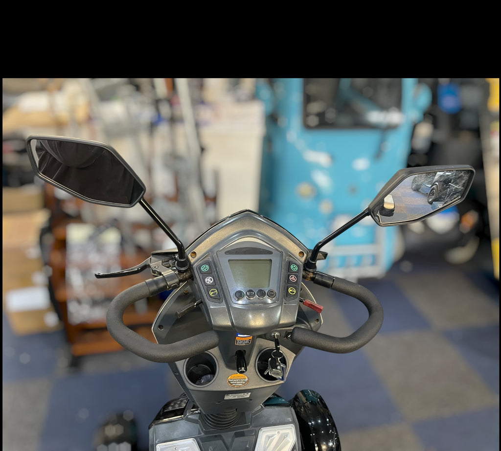 Vita X 8 MPH scooter