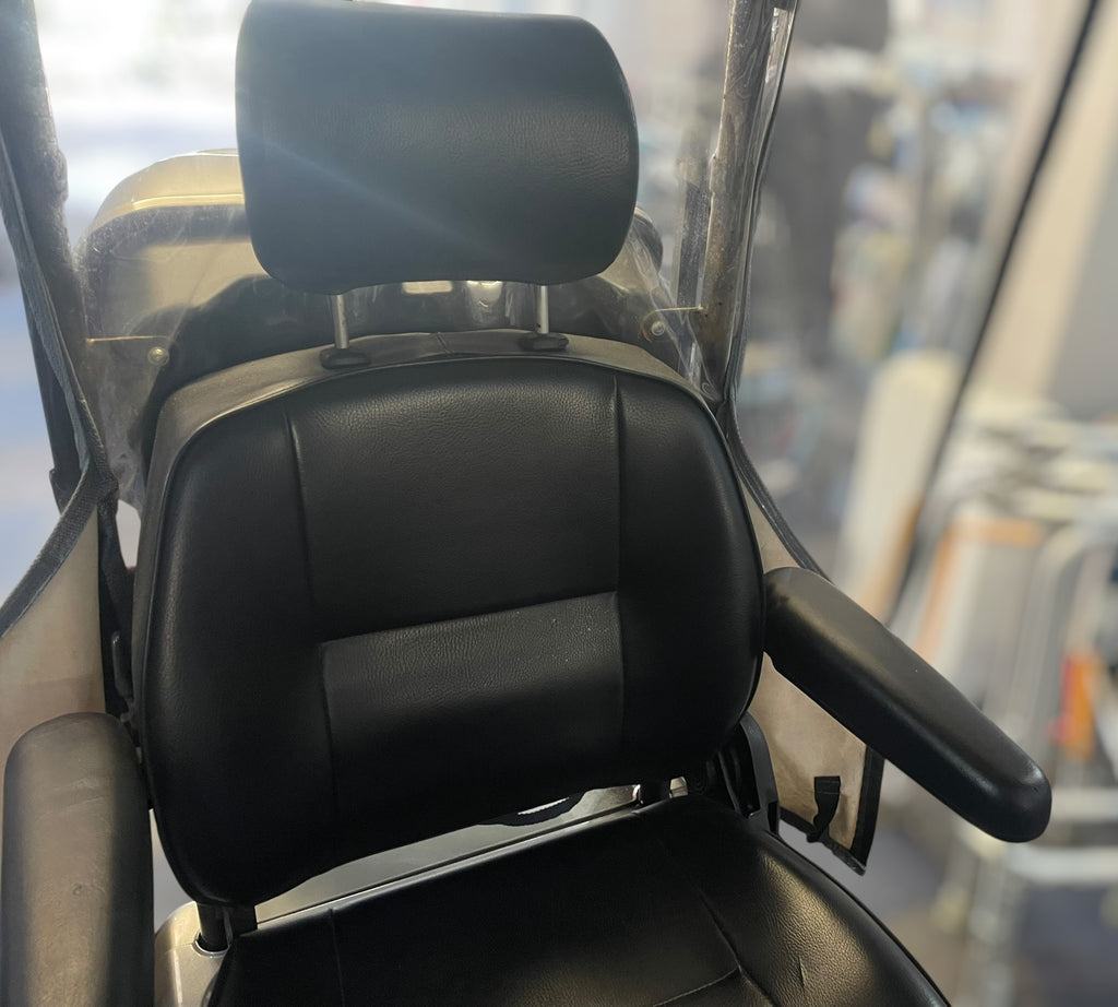 TGA Breeze S4 Mobility Scooter with Canopy – 8mph