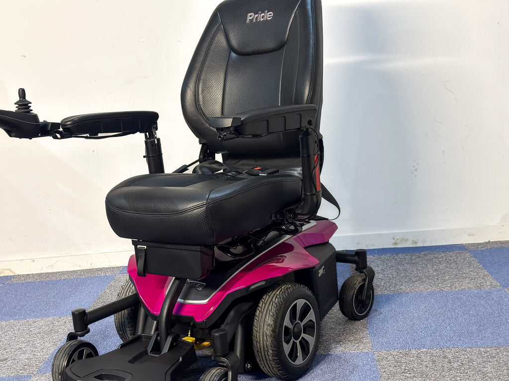 Pride Jazzy Air 2 Powerchair in Pink (2022) – Elevating Seat, New Batteries, Immaculate Condition