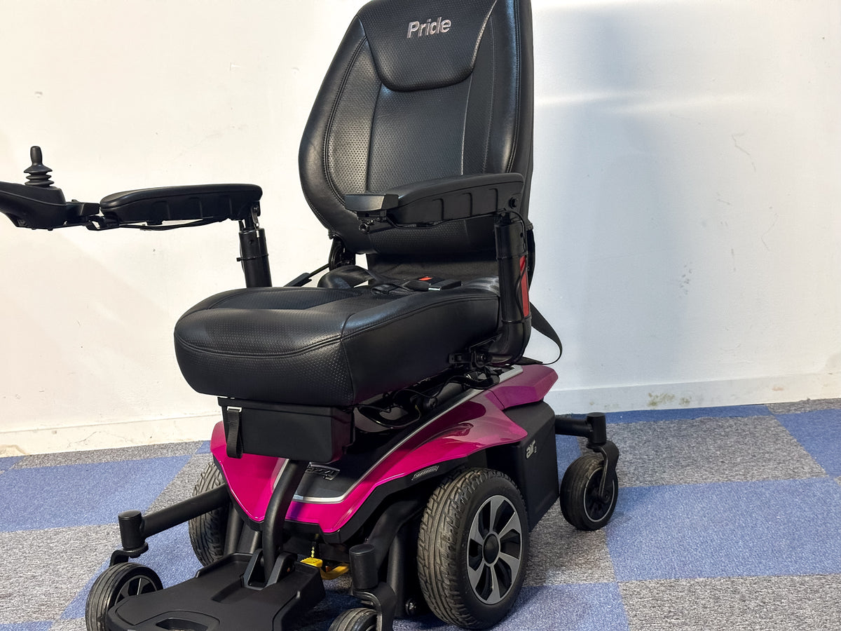 Pride Jazzy Air 2 Powerchair in Pink (2022) – Elevating Seat, New Batteries, Immaculate Condition