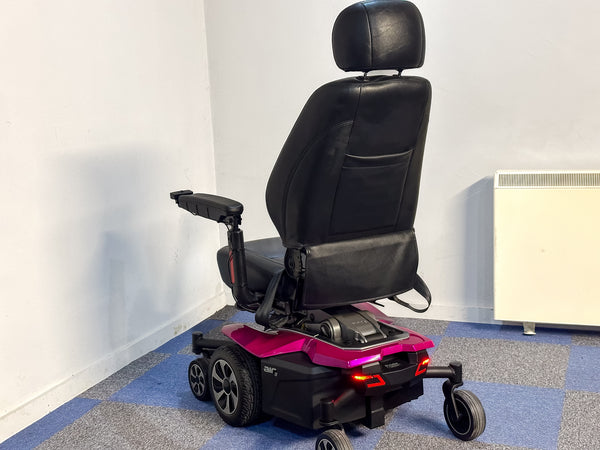 Pride Jazzy Air 2 Powerchair in Pink (2022) – Elevating Seat, New Batteries, Immaculate Condition