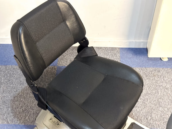 Used Quingo Compact 5-Wheel Mobility Scooter – Lightweight & Portable | £399