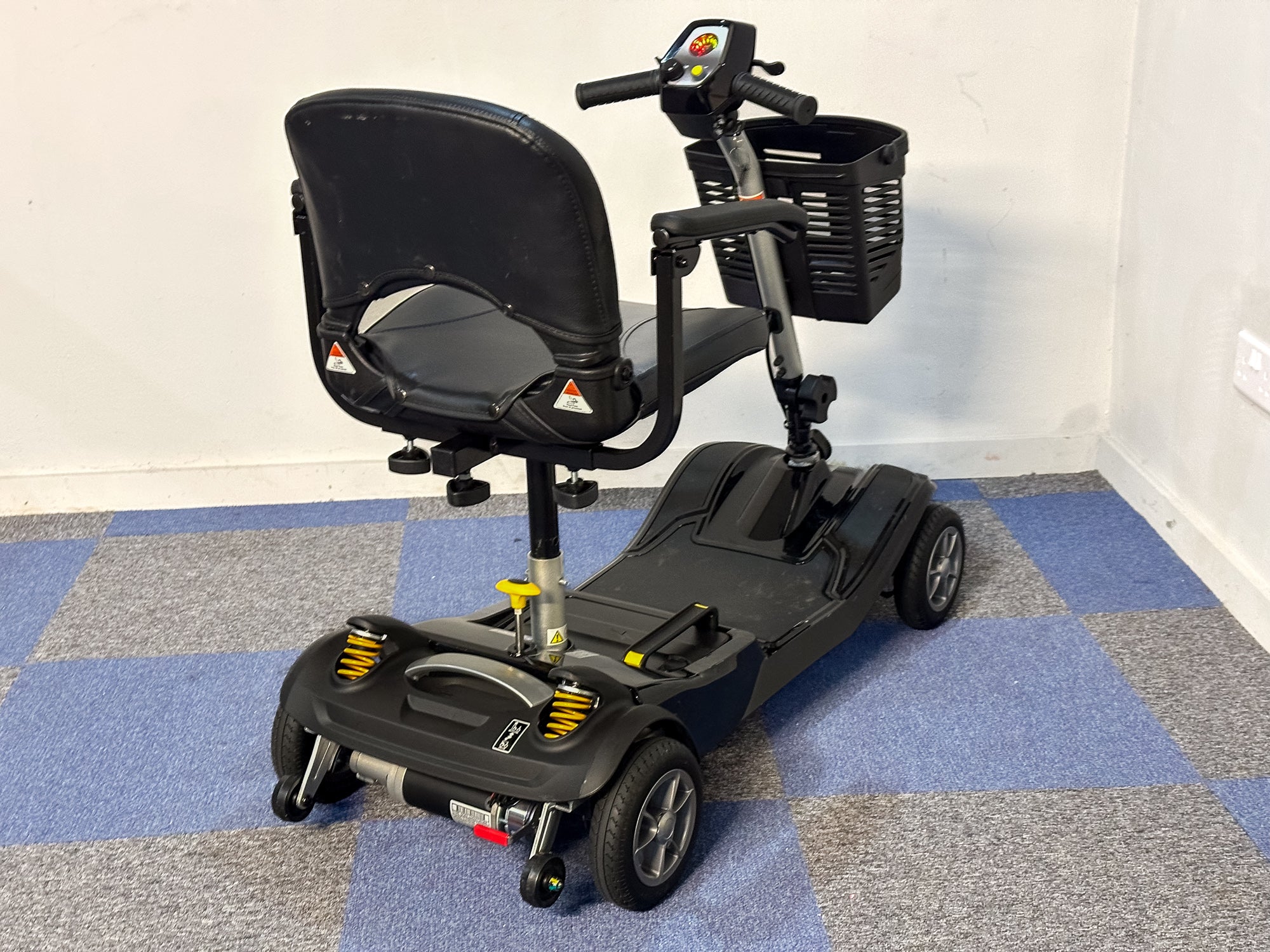 Ex-Demo Drive Astrolite Mobility Scooter – Lightweight, Airline-Friendly