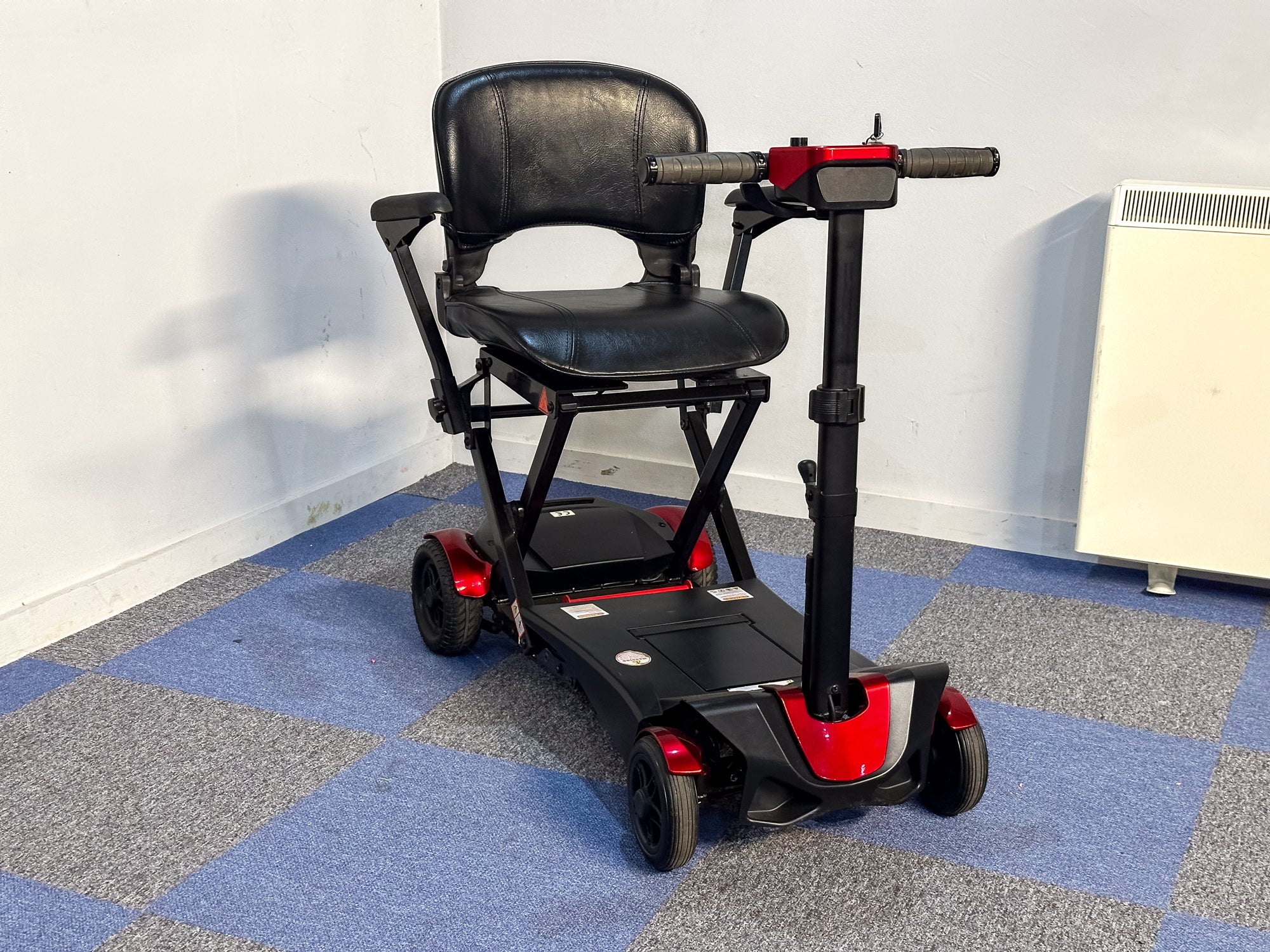 Used Flex 4 Wheel Autofold Mobility Scooter – Lithium Battery, Autofolding, Excellent Condition Secondary image