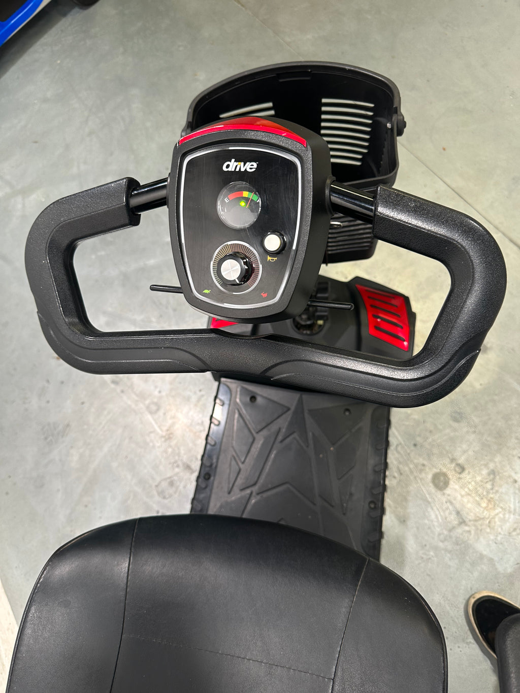 Drive Scout 4mph Transportable Boot Scooter in Red