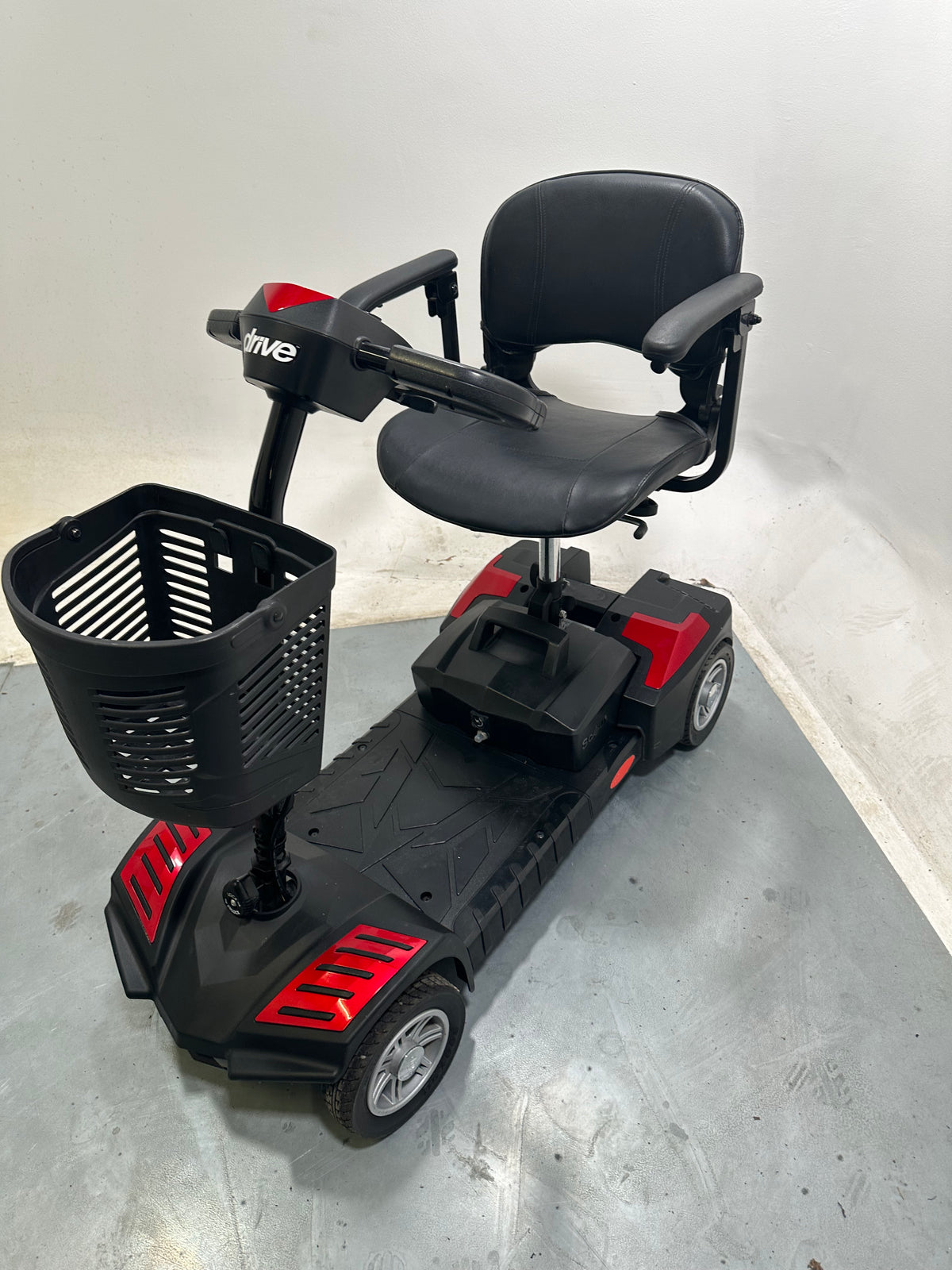Drive Scout 4mph Transportable Boot Scooter in Red Main image