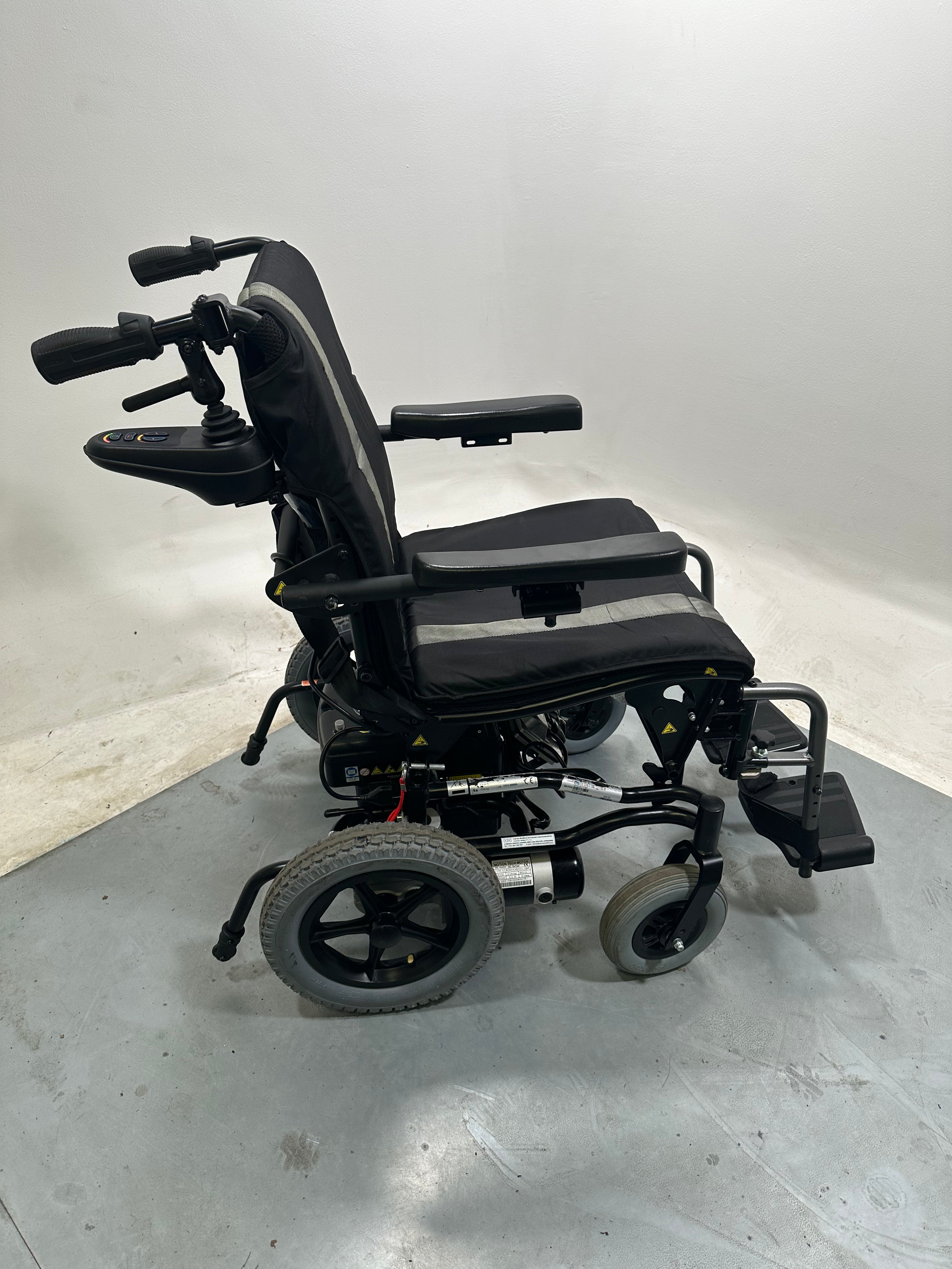 Karma Ergo Traveller Electric Wheelchair Attendant Powerchair Folding Transportable