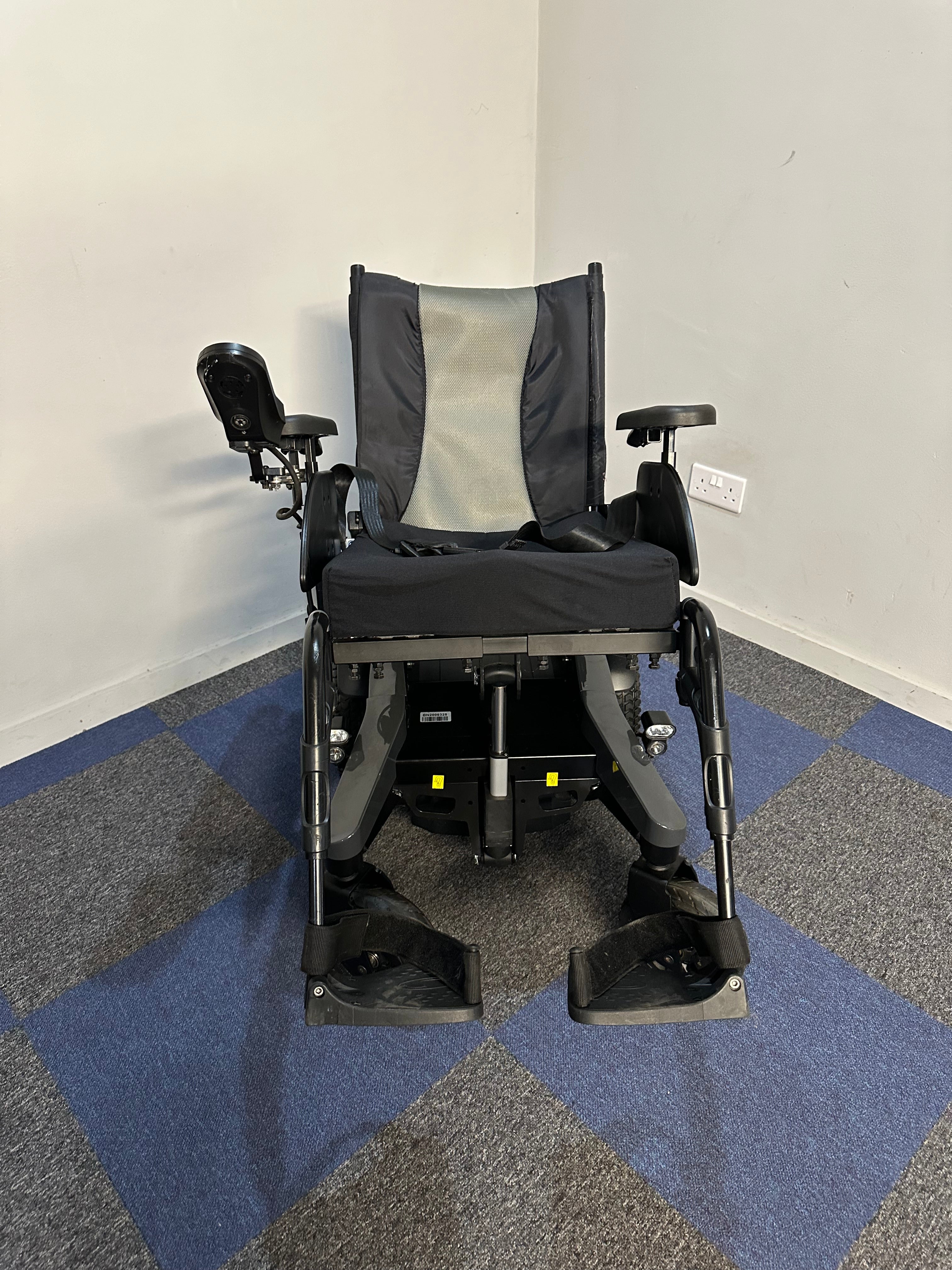Invacare Storm Rx20 Invacare Aviva RX20 Modulite Electric Wheelchair Powerchair Power Tilt ...