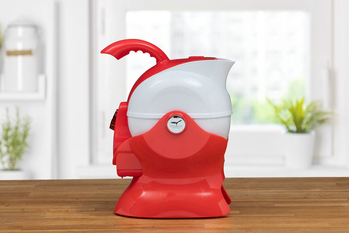 Uccello Kettle – Effortless Pouring. Ergonomic Disability Tipping Aid