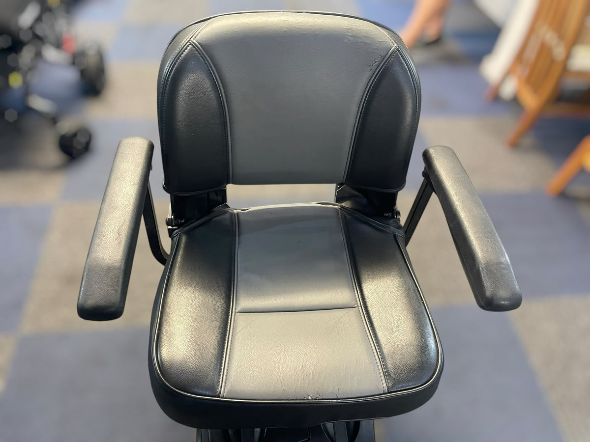 Used Roma Denver Plus 4mph Boot Mobility Scooter – Orange