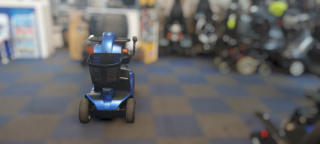 Pride Colt Deluxe 2.0 Mi Size 6mph Transportable Mobility Scooter in Blue