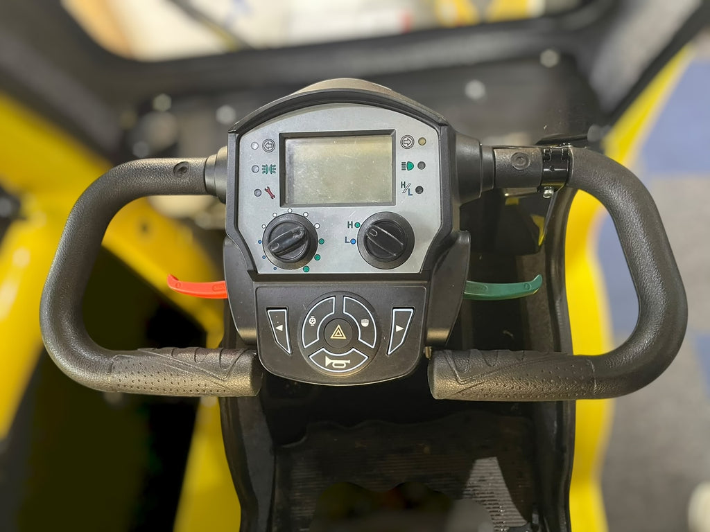 Used Scooterpac Cabin Car Mk2 Mobility Scooter – Yellow