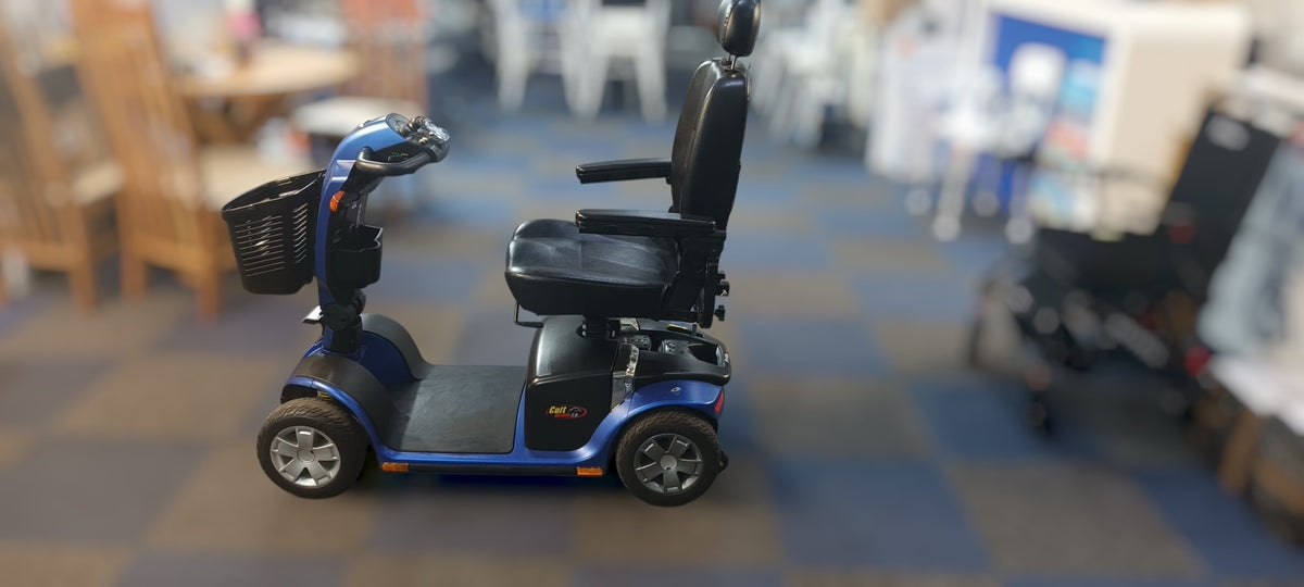 Pride Colt Deluxe 2.0 Mi Size 6mph Transportable Mobility Scooter in Blue