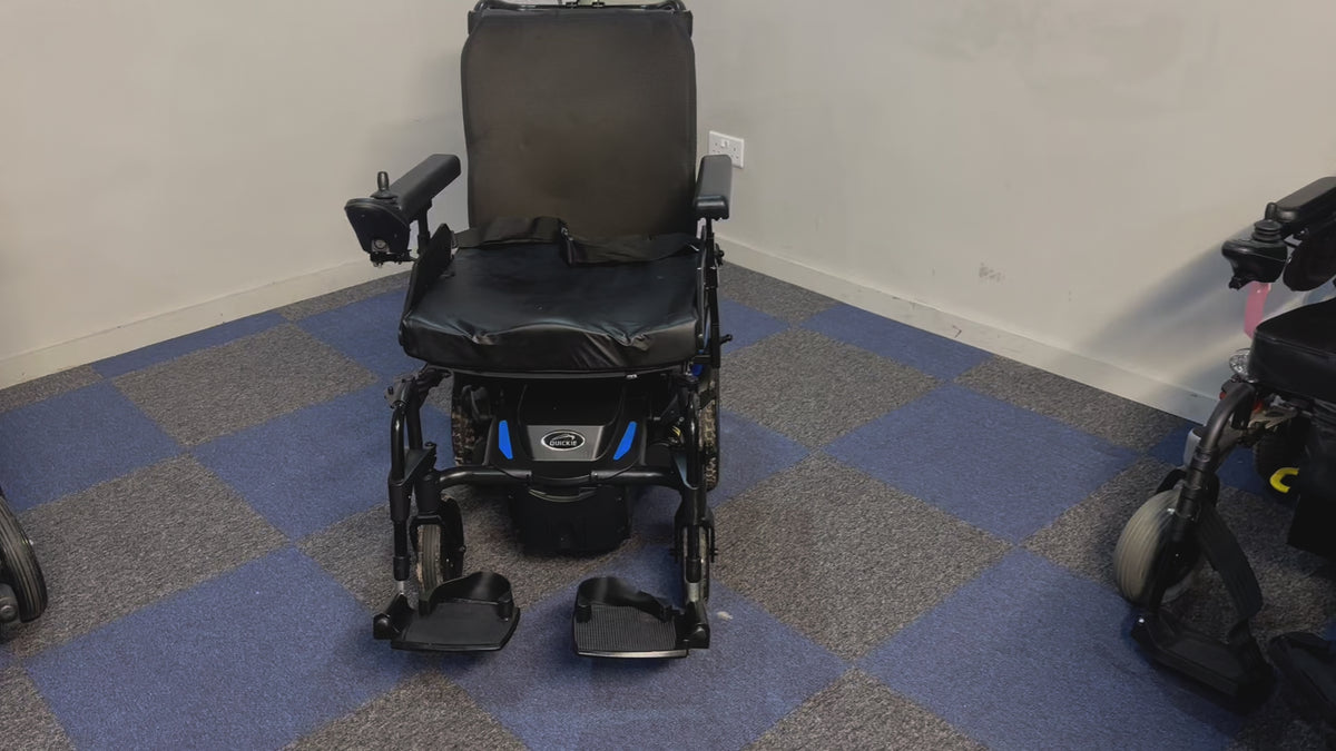 Quickie Q100 R Compact Indoor Outdoor Sunrise Medical Powerchair Wheelchair Blue Trim