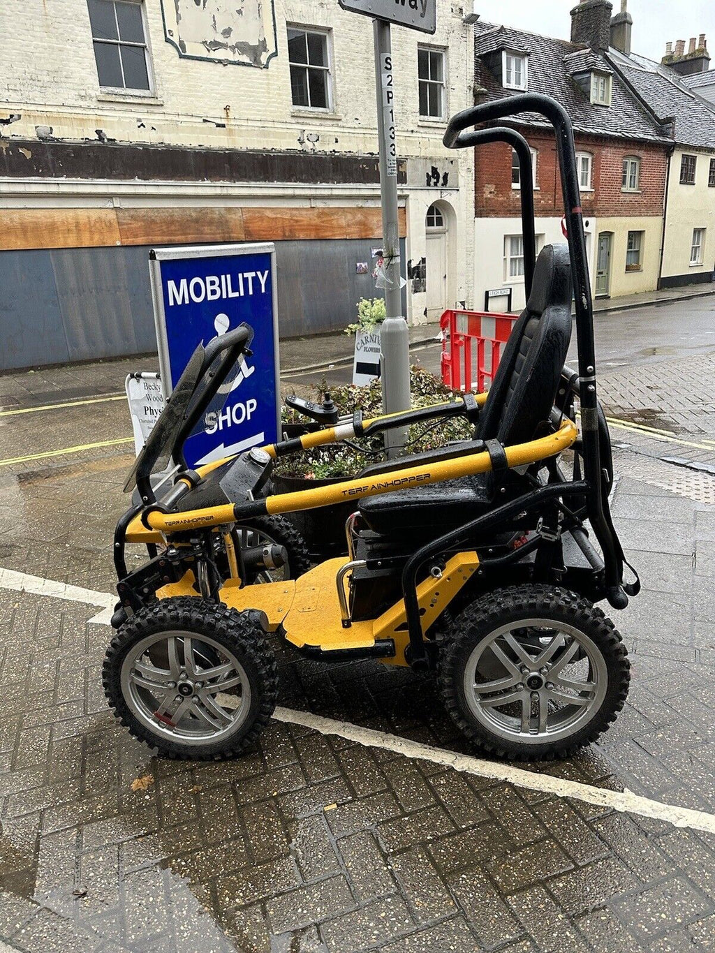 Terrainhopper Overlander 4WD Off-Road All-Terrain Mobility Scooter Tramper Sand Rock