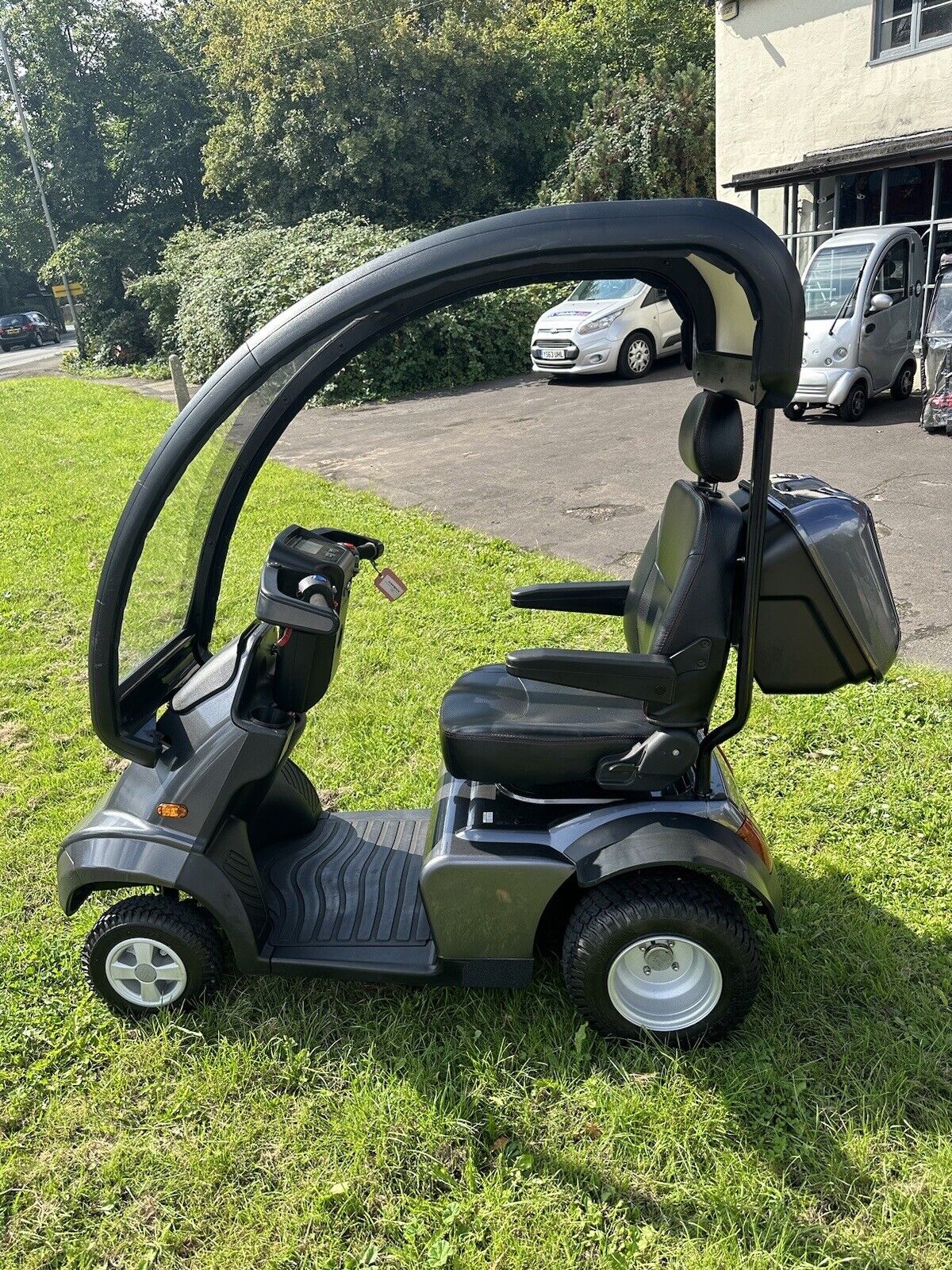 2019 tga breeze s4 8mph 30 mile range (75ah or 100ah batteries)