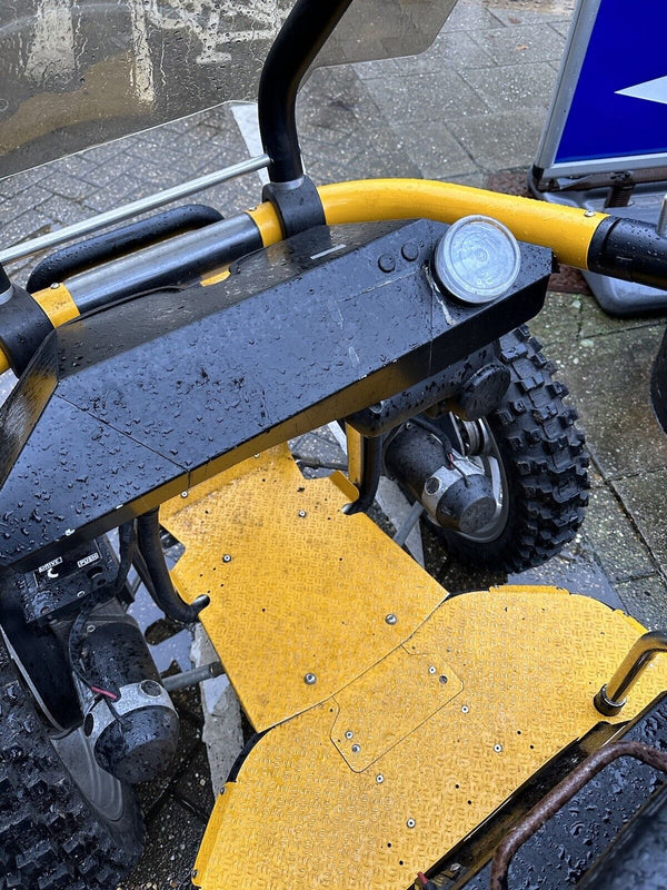 Terrainhopper Overlander 4WD Off-Road All-Terrain Mobility Scooter Tramper Sand Rock
