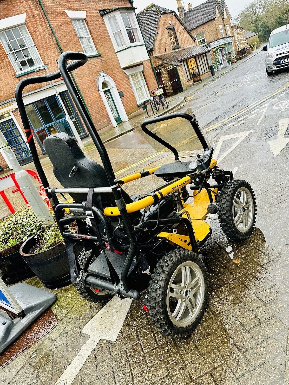 Terrainhopper Overlander 4WD Off-Road All-Terrain Mobility Scooter Tramper Sand Rock