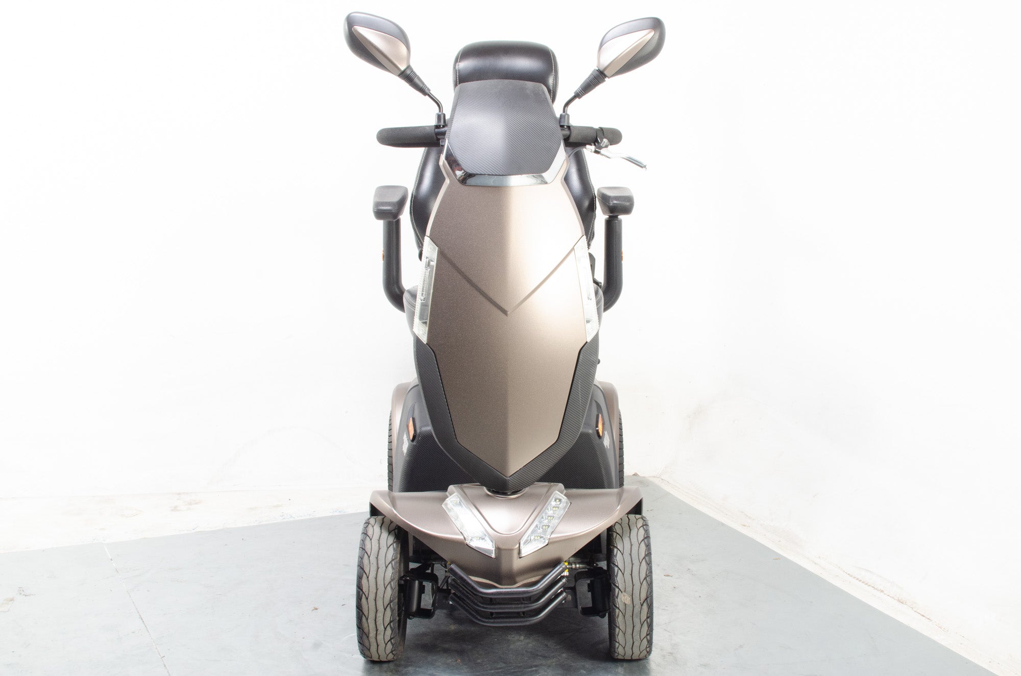 Rascal Vecta Sport Compact Used Electric Mobility Scooter 8mph LSD Suspension All-Terrain Secondary image