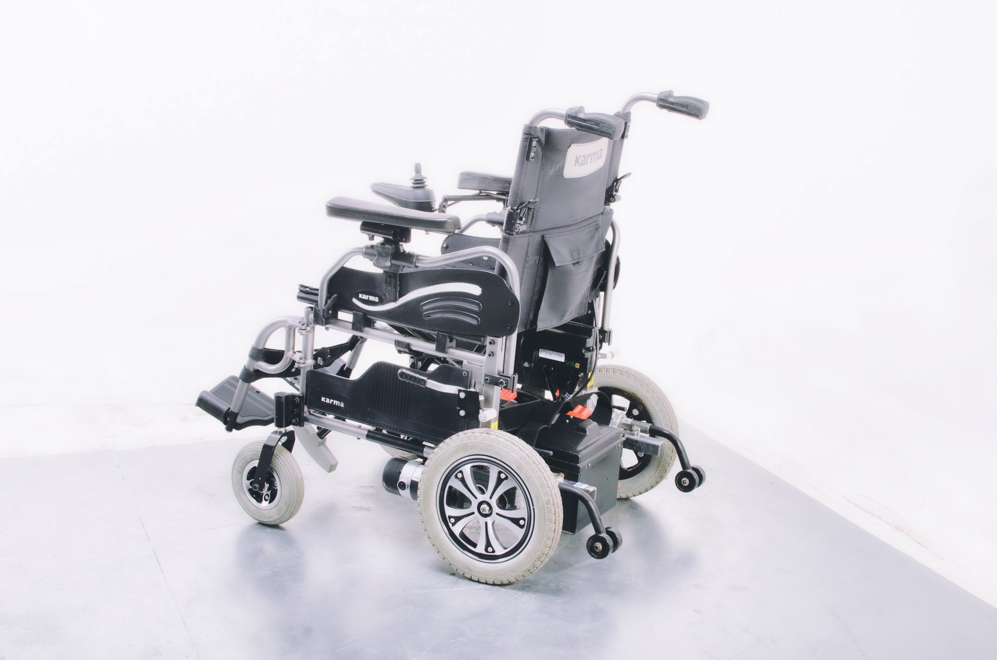 2016 Karma Falcon Transportable Electric Wheelchair Powerchair