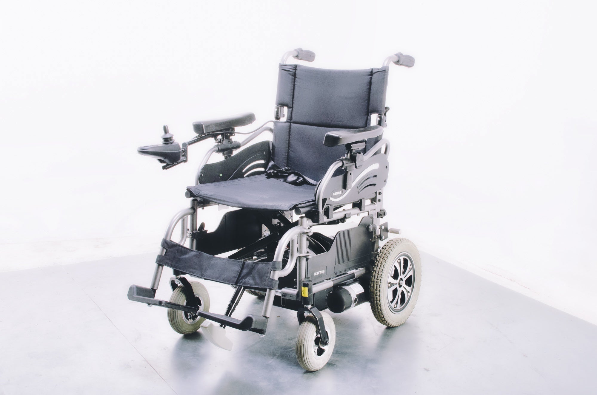 2016 Karma Falcon Transportable Electric Wheelchair Powerchair