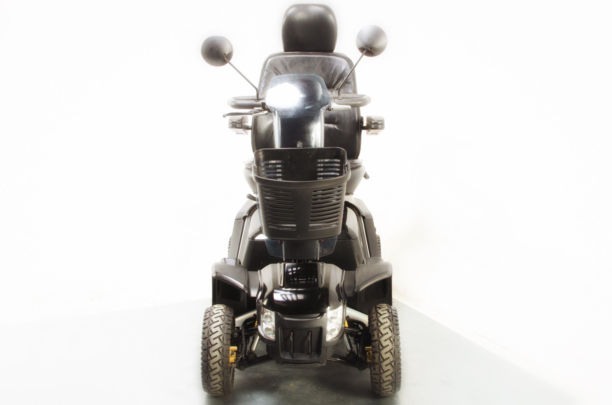 Pride Colt Executive Large All Terrain Used Mobility Scooter Off Road Secondary image