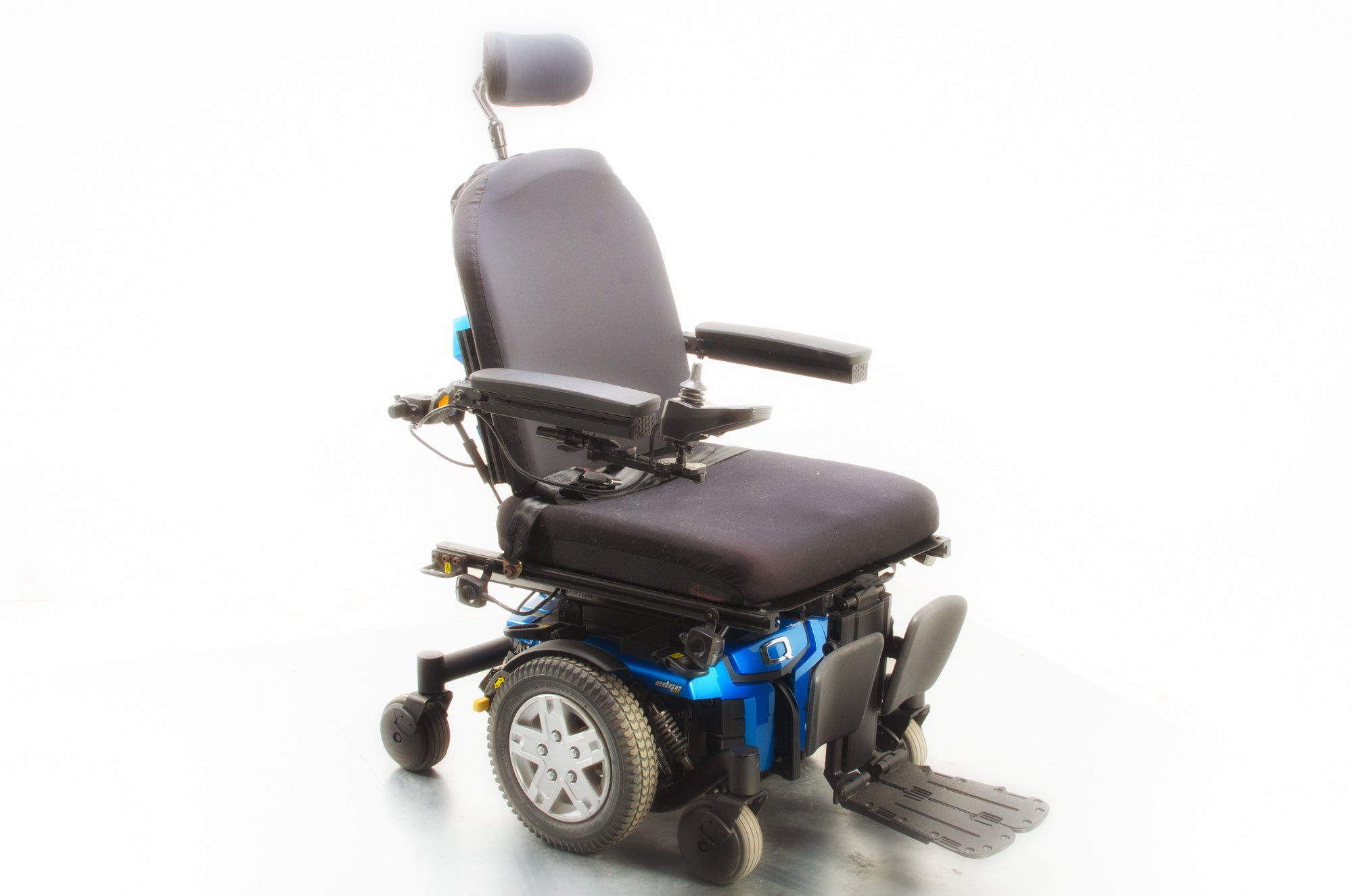 Pride Quantum Q6 EDGE HD Bariatric Electric Wheelchair Powerchair Power Tilt Heavy-Duty Secondary image