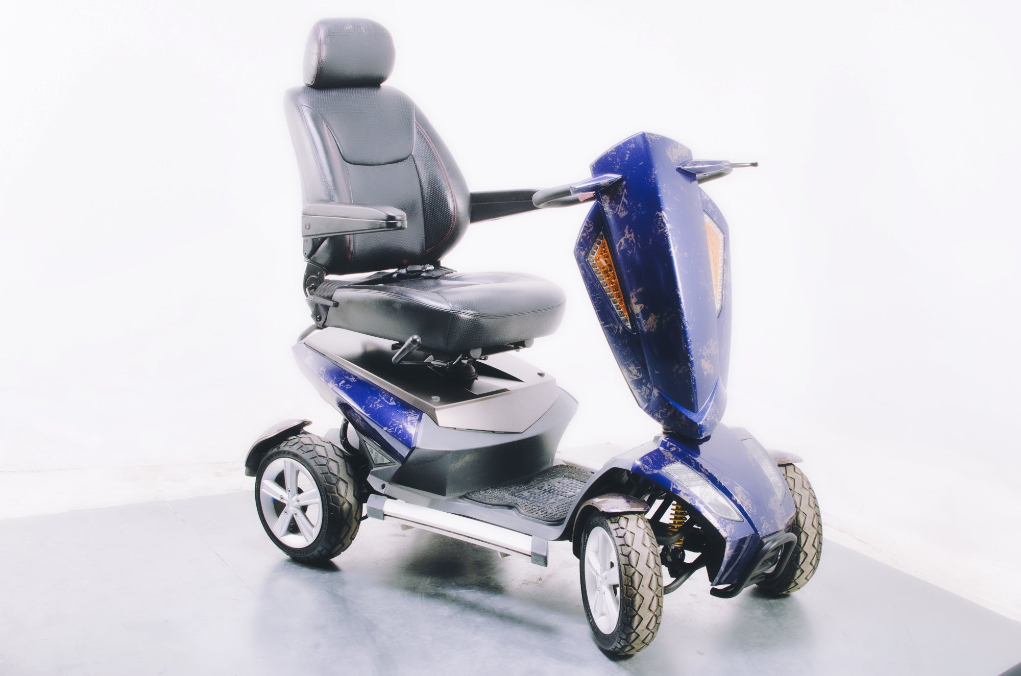 TGA Vita Used Electric Mobility Scooter 8mph Bucket Seat Secondary image