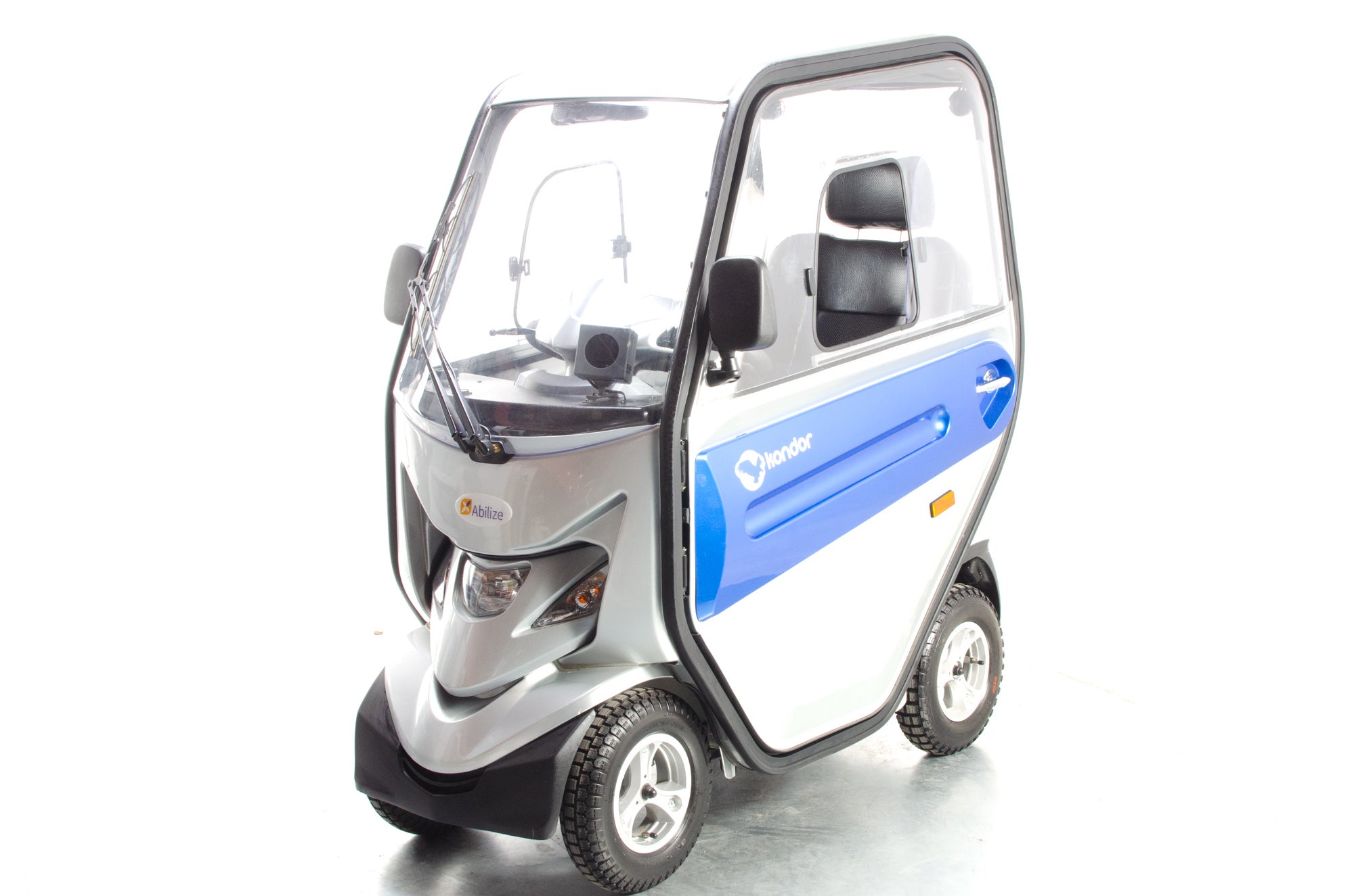 2018 Abilize Kondor Cabin Scooter in Silver