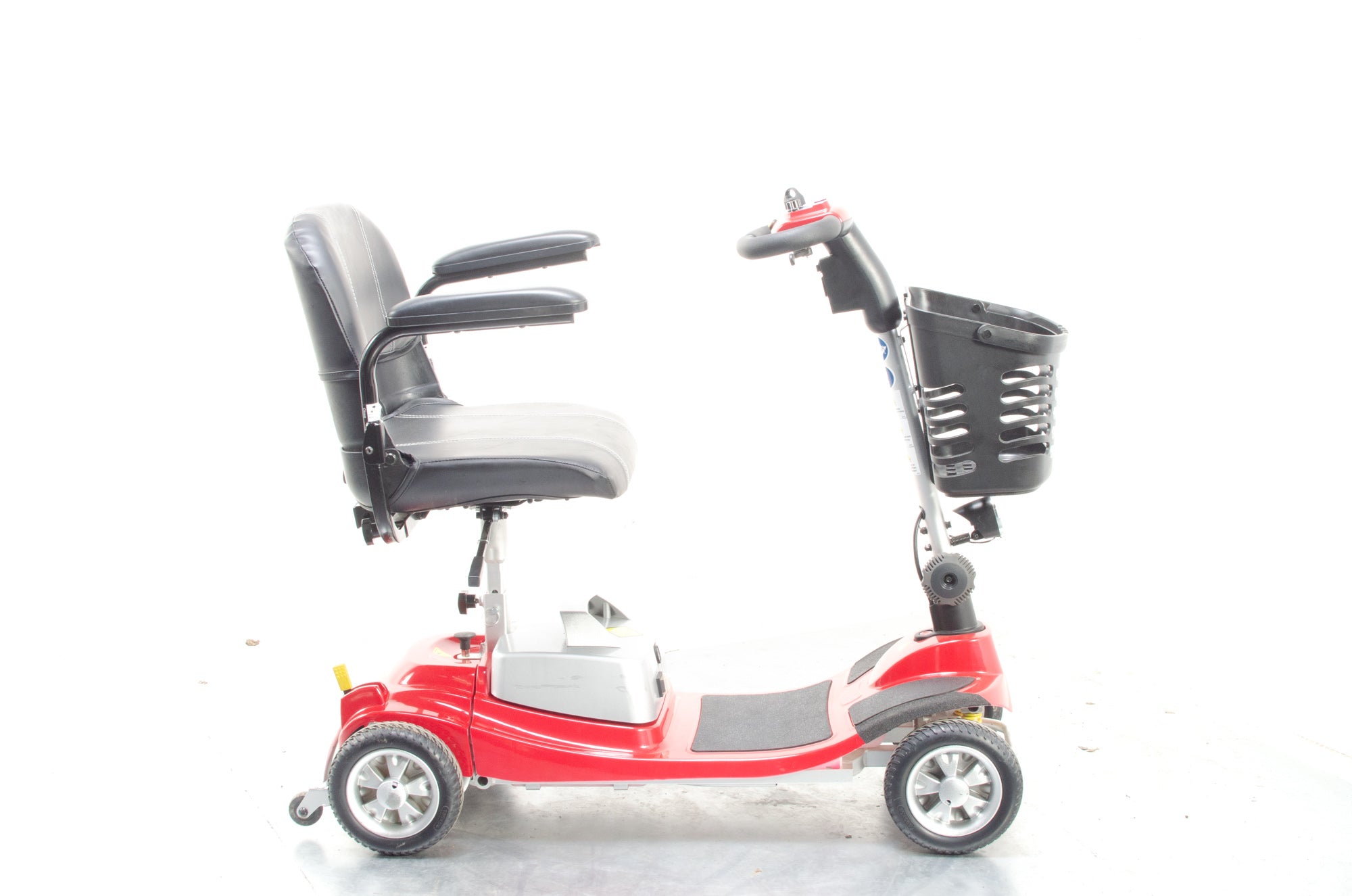 One Rehab Illusion 4mph Ultra Lightweight Aluminium Mobility Boot Scooter with Suspension