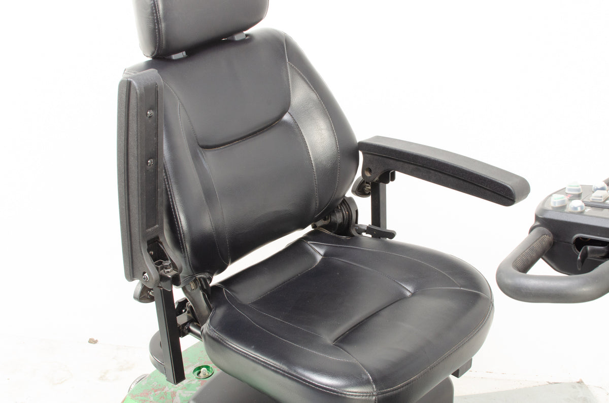 Pride Apex Spirit Plus Used Mobility Scooter 6mph Midsize Pavement