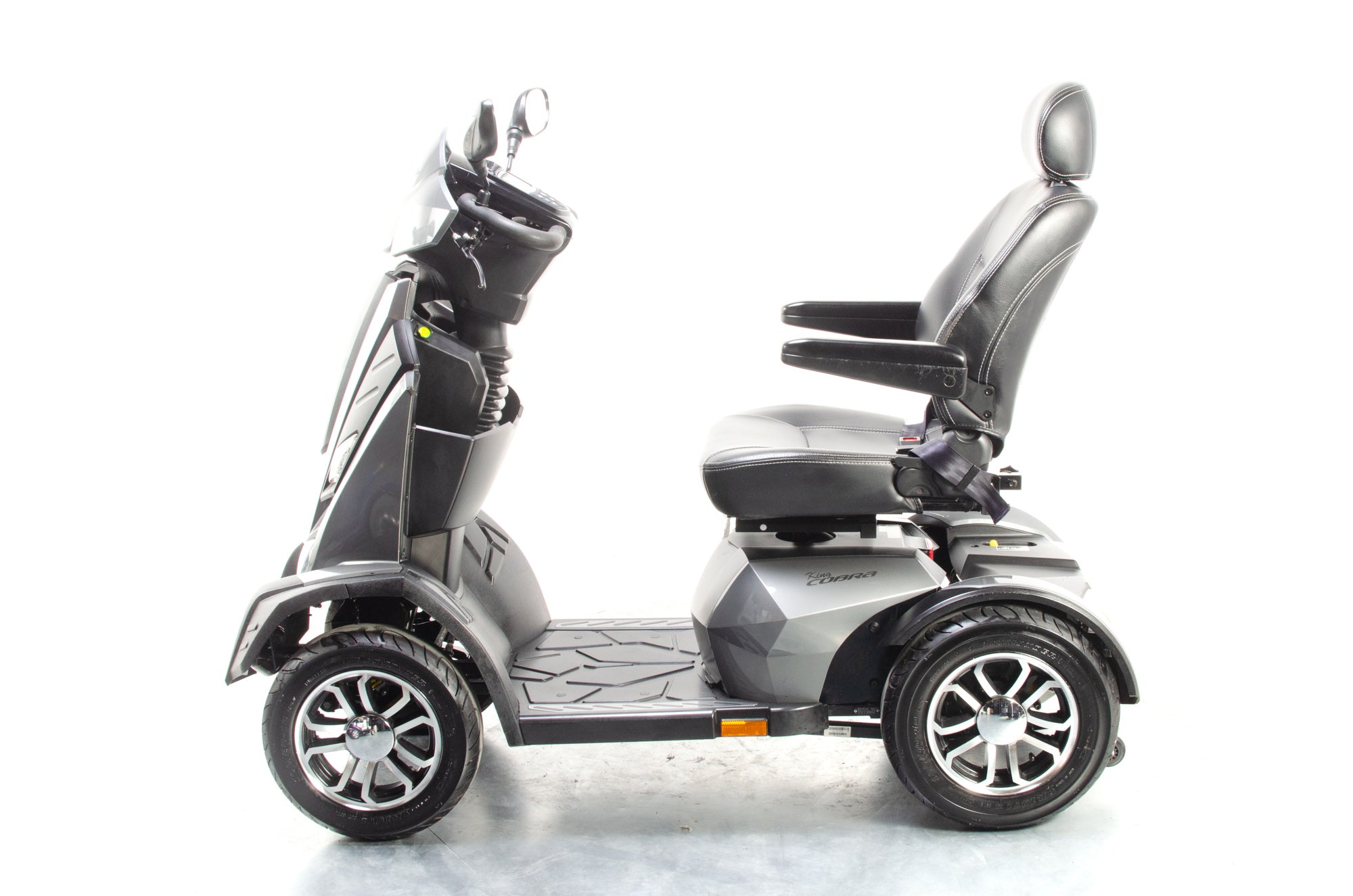 King Cobra Used Electric Mobility Scooter 8mph Drive Large All-Terrain Road Max User Weight 32st (203kg)