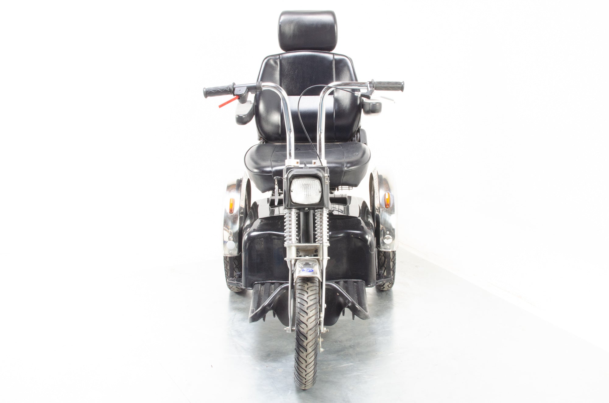 TGA Supersport Used Mobility Scooter 8mph Trike 3-Wheel Motorbike All-Terrain Large Secondary image