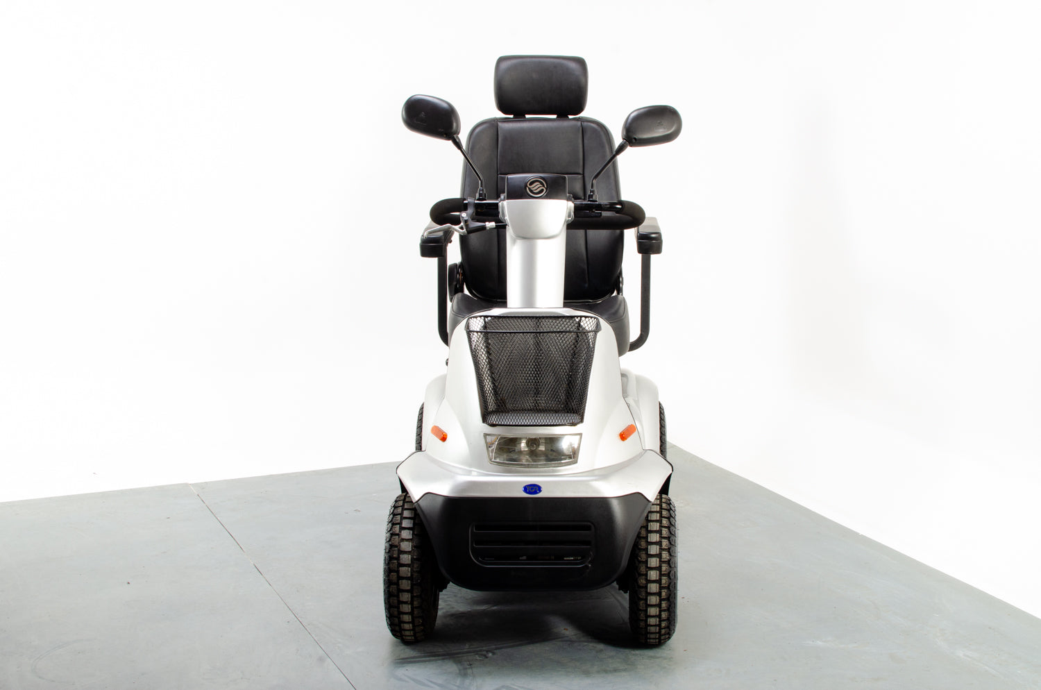 TGA Breeze Midi 4 Used Electric Mobility Scooter 8mph Road Suspension All-Terrain Secondary image