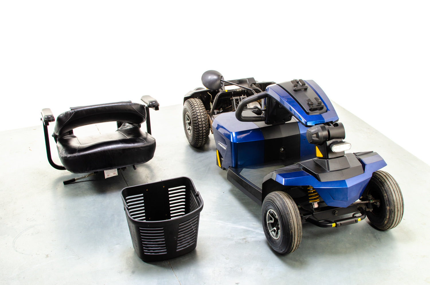 Pride Apex Finesse Used Mobility Scooter Suspension Transportable Pavement Secondary image