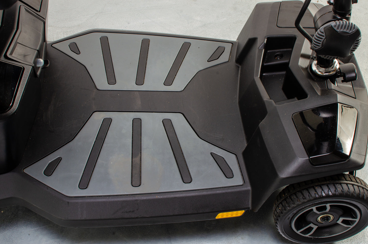 Pride Jazzy Zero Turn Dual-Motor Used Mobility Scooter Transportable