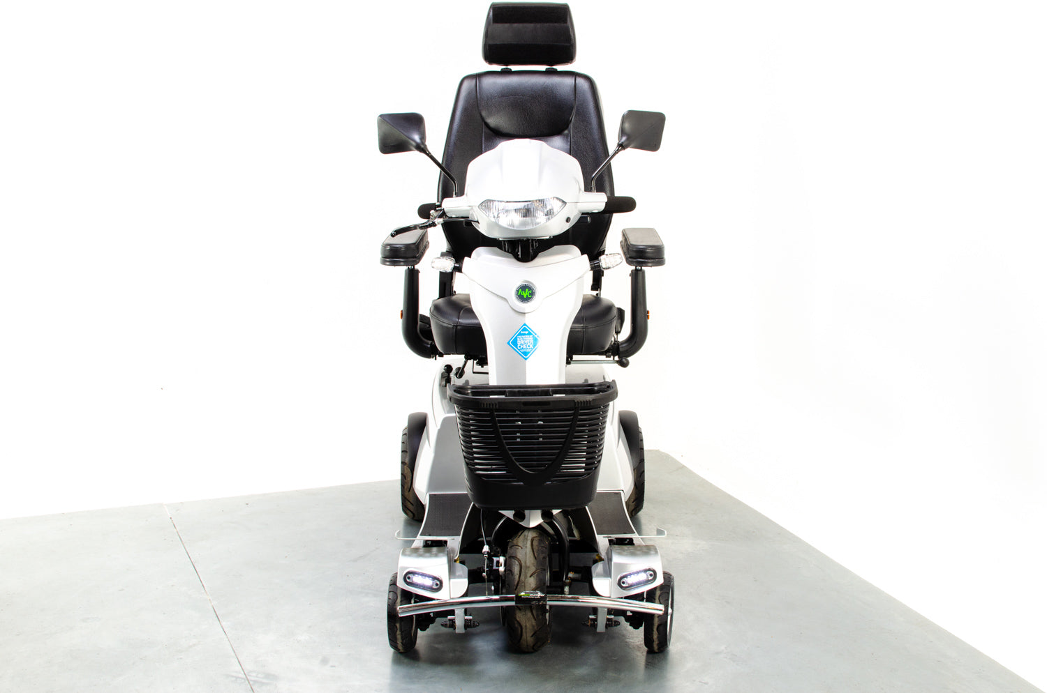 Quingo Vitess 2 5 Wheel Luxury Mobility Scooter Unused Secondary image