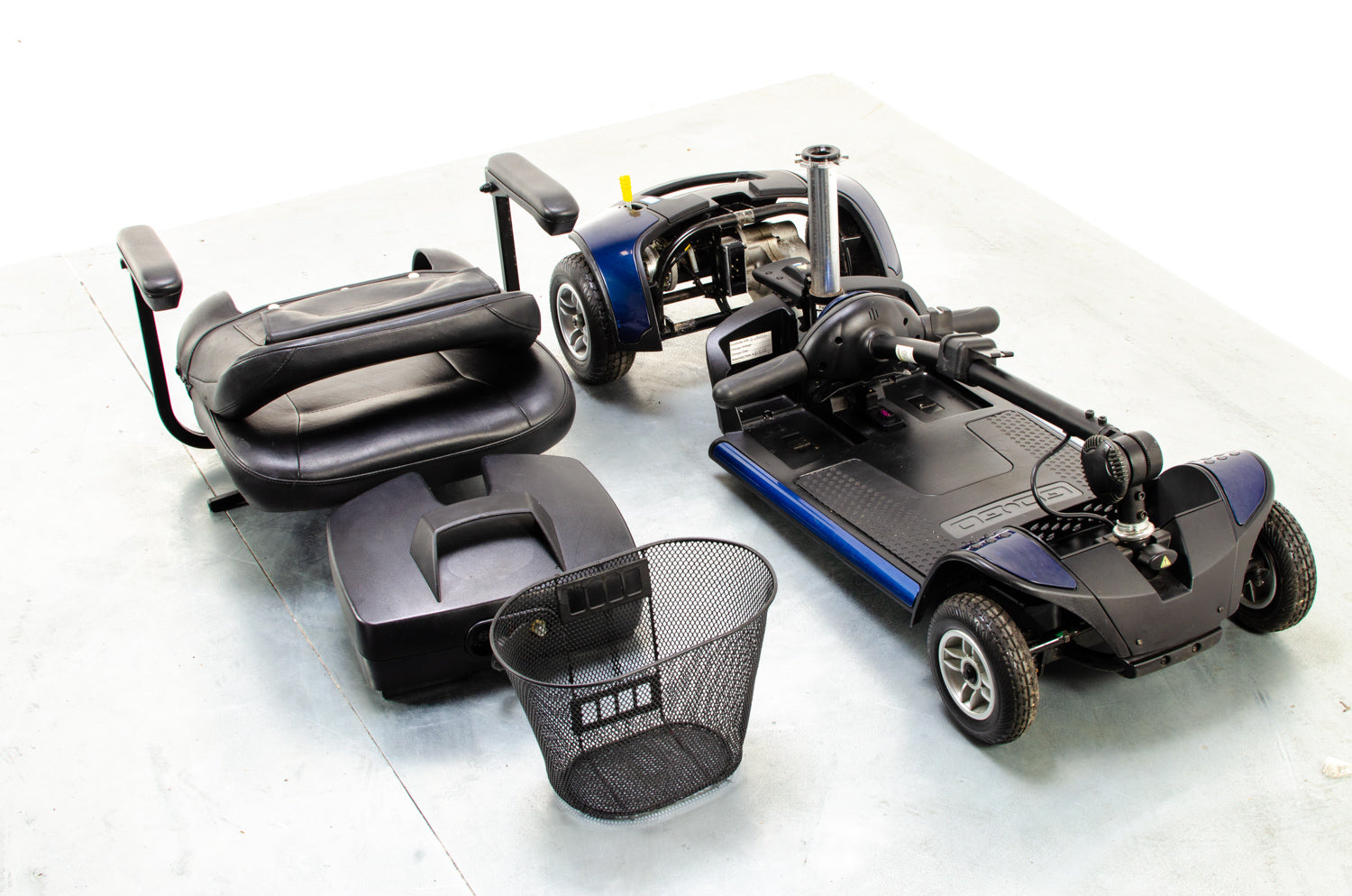 Pride Go-Go Elite Traveller Used Mobility Scooter Boot Transportable Lightweight Folding