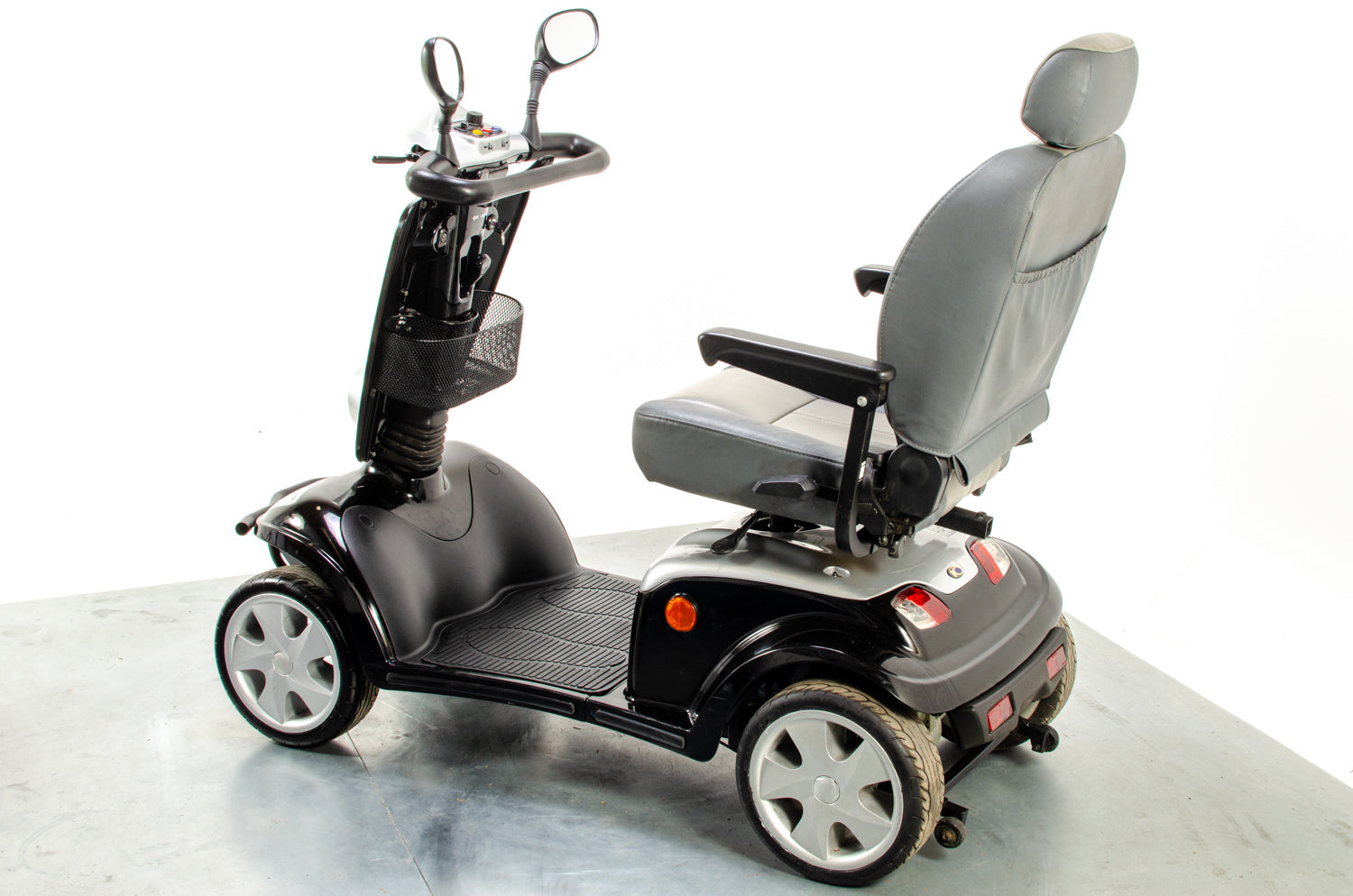 Kymco Maxi XLS Used Mobility Scooter Large All-Terrain 8mph Suspension