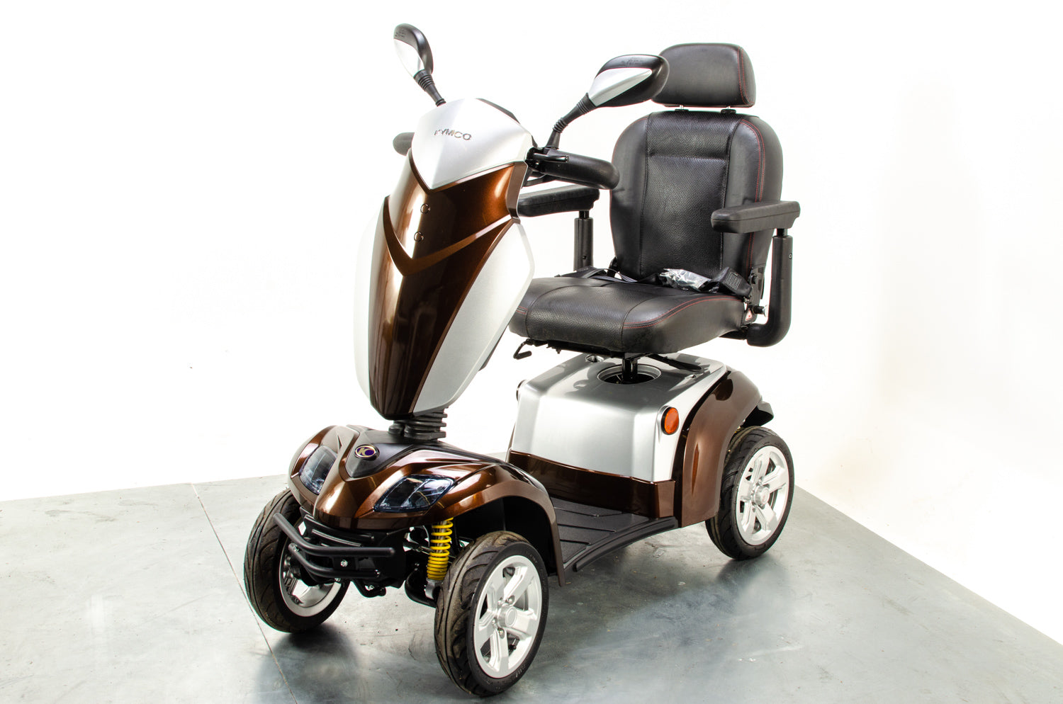 Kymco Agility Midsize Luxury Mobility Scooter 8mph 2 miles from new