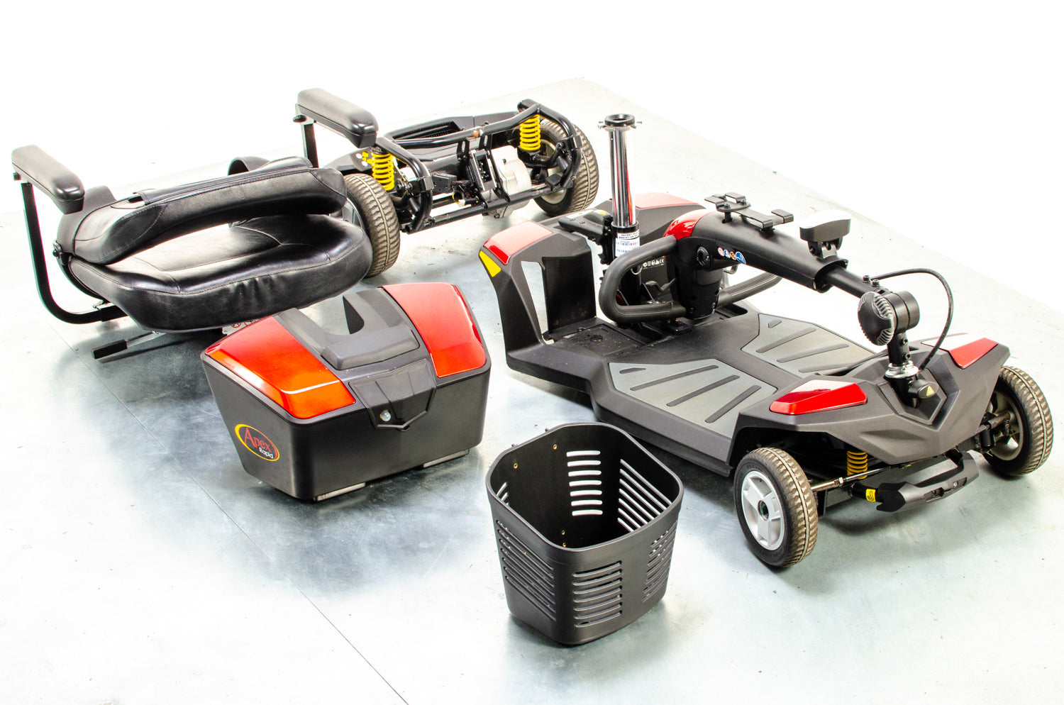Pride Apex Rapid Used Mobility Scooter Small Transportable Lightweight Boot Suspension Secondary image