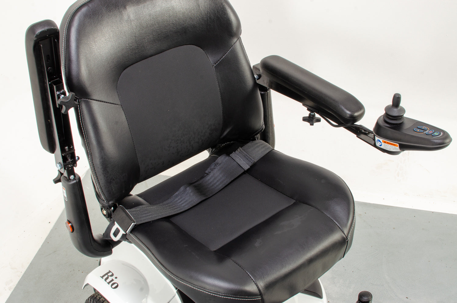 Rascal Rialto Power Chair 2019 Rascal Rio Transportable Powerchair White Ex-Demo – Mobility ...